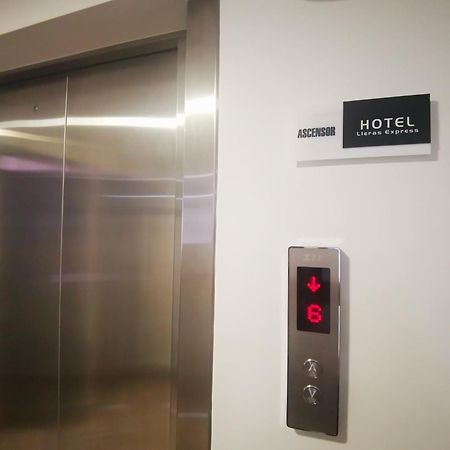 Hotel Lleras Express Medellín Buitenkant foto