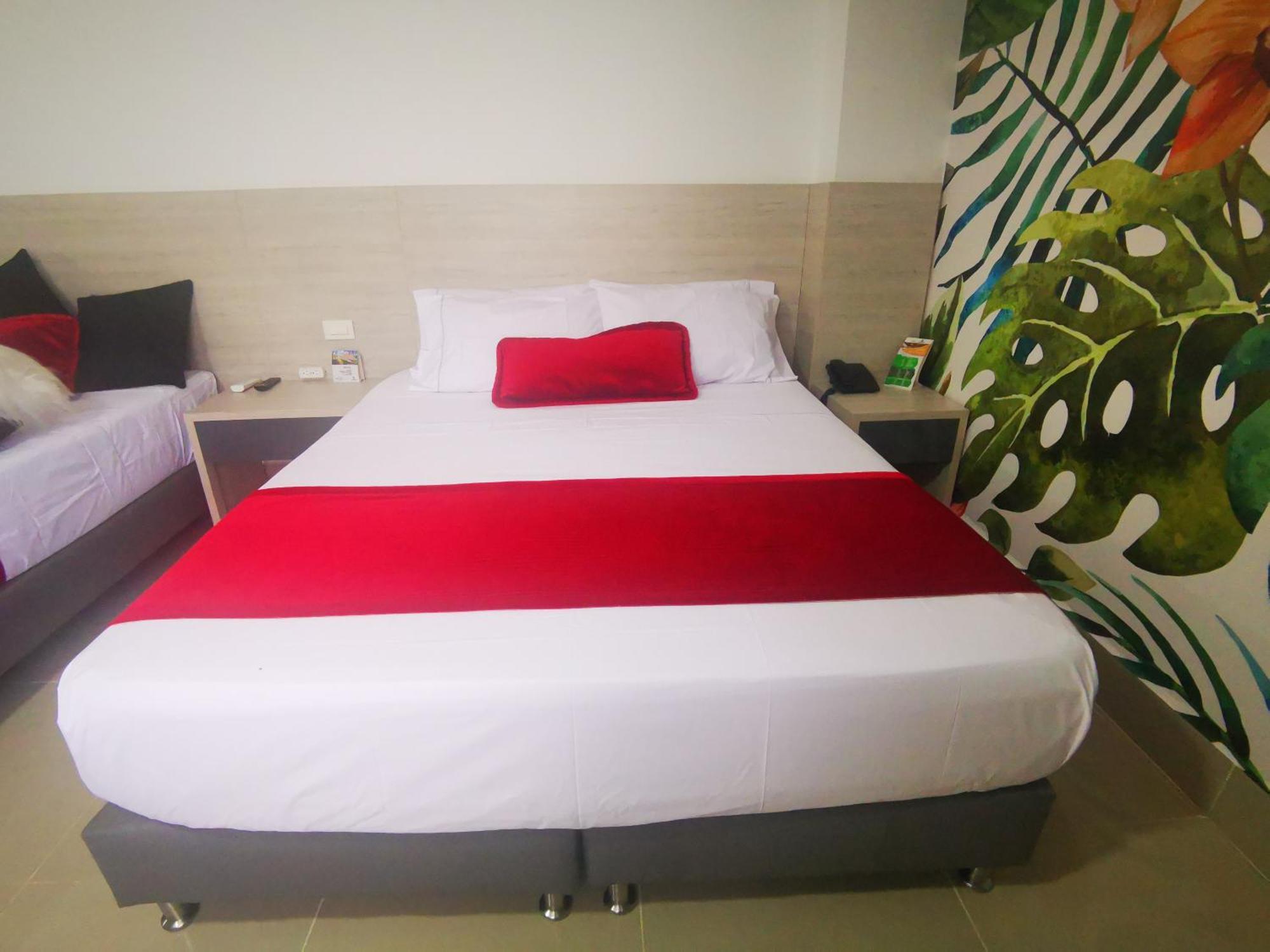 Hotel Lleras Express Medellín Buitenkant foto