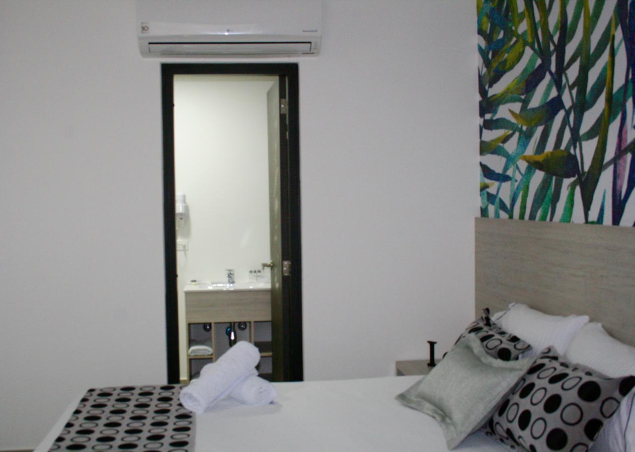 Hotel Lleras Express Medellín Buitenkant foto