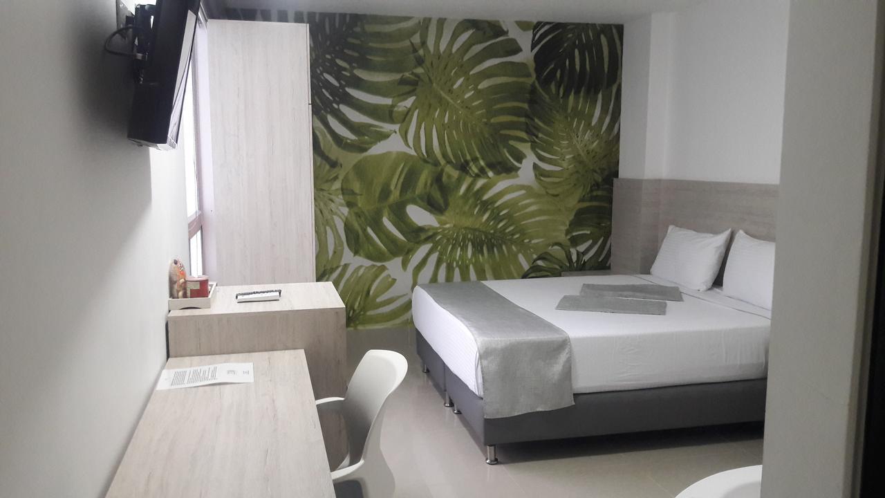 Hotel Lleras Express Medellín Buitenkant foto